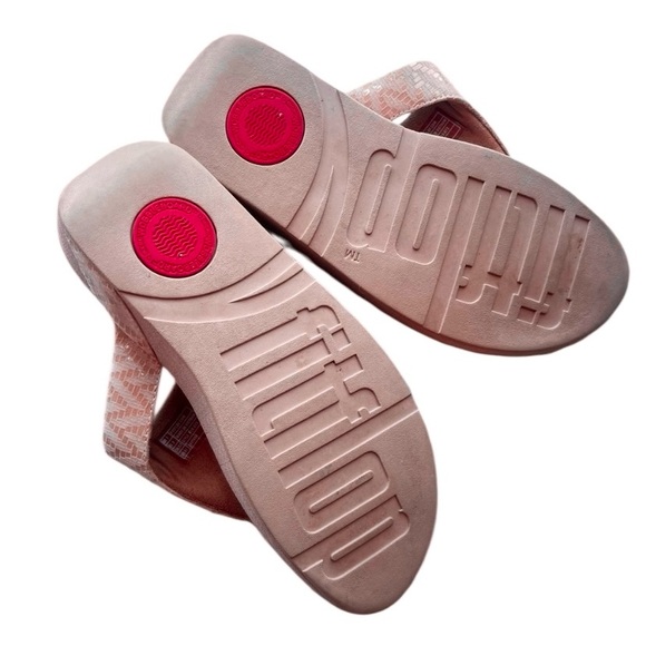 FITFLOP Sandals Lottie Chevron Shimmer Thongs Slip On Comfort Wedge Pink Size 7 - Picture 7 of 9